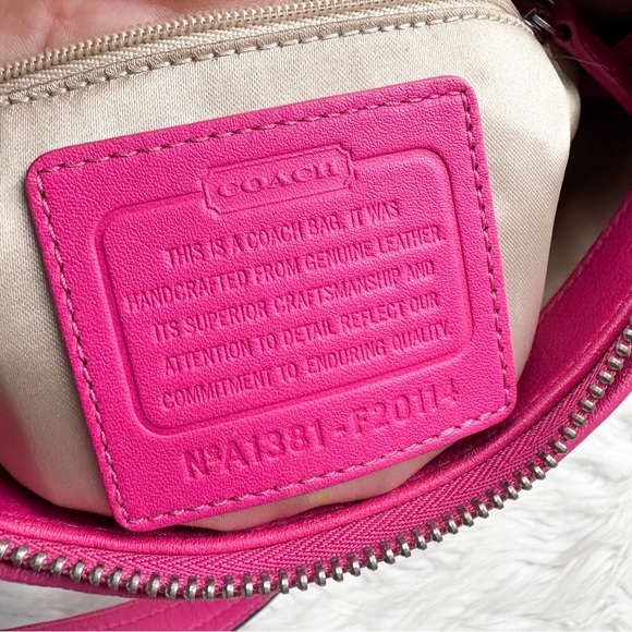 Coach Ashley Carry All Hippie Hobo Satchel Shoulder Bag Pink Leather Y2K Barbie - Picture 8 of 8